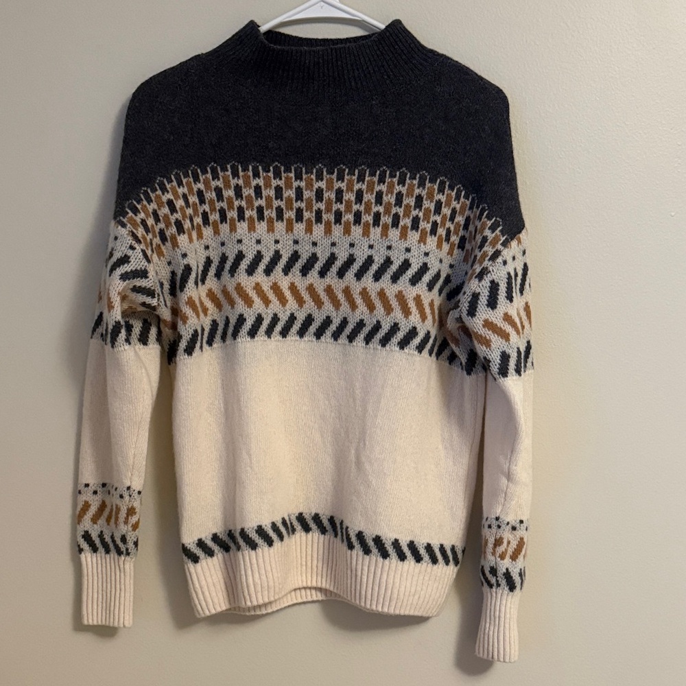United By Blue Black and Cream Patterned Crewneck Sweater